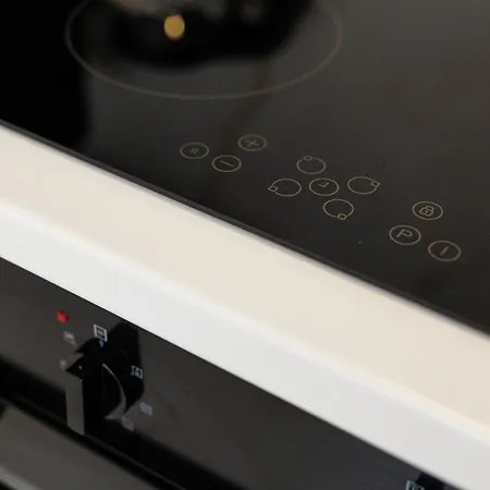 B Luxury Apartment *